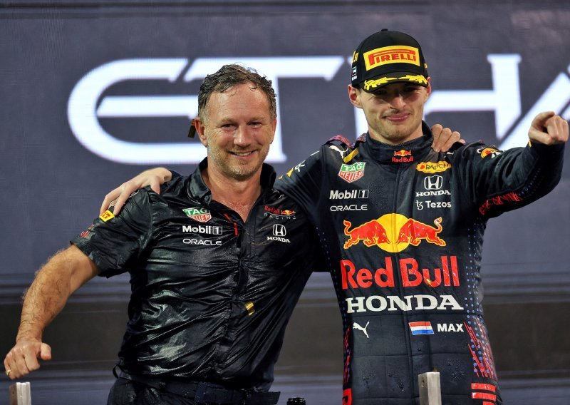 Novi prvak Formule 1 Max Verstappen zahvalio Lewisu Hamiltonu: Vjerojatno ga boli sve ovo, ali...