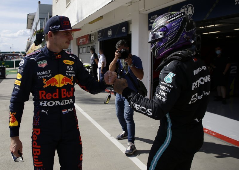 Max Verstappen napokon otkrio što mu je sve nakon utrke rekao Lewis Hamilton te jesu li mu iz Mercedesa čestitali na naslovu prvaka
