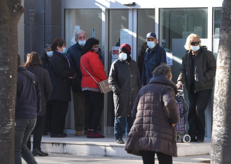 Crna predviđanja Vlade nisu se ostvarila, sve je manje mladih umirovljenika