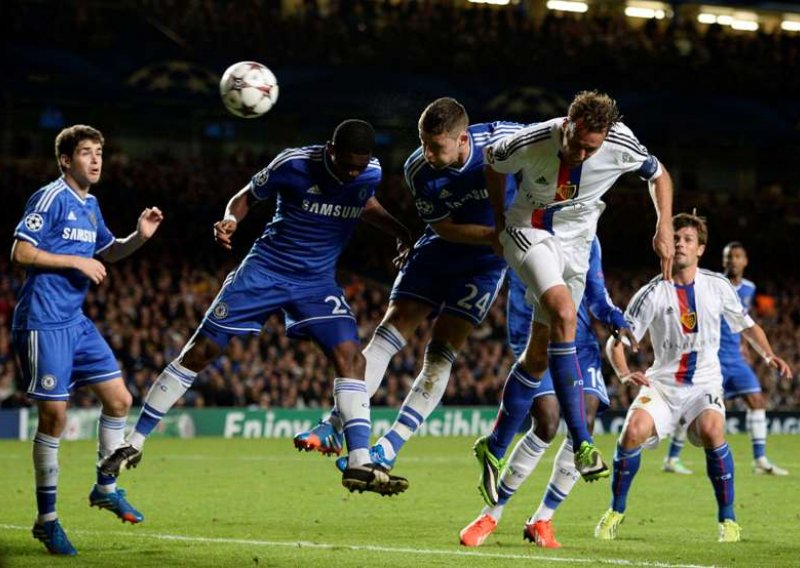 Evo kako je Mourinho doživio novi šok na klupi Chelseaja!