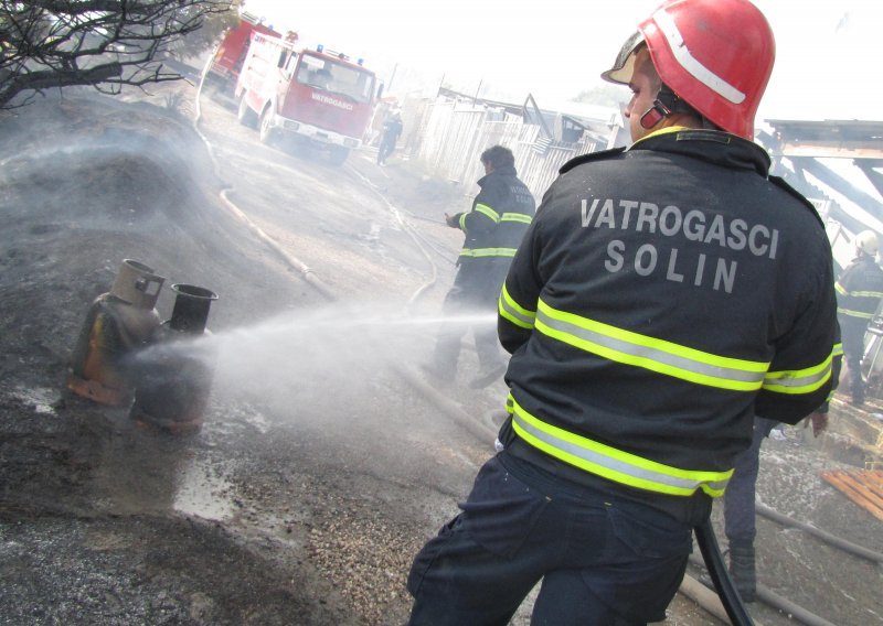 U izgorenoj garažnoj radionici u Solinu pronađen mrtav muškarac