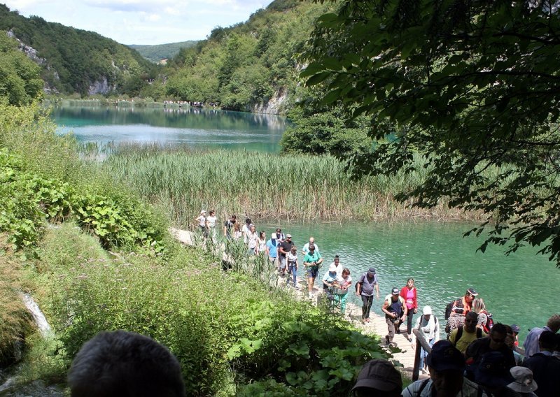 Oštra packa Vladi iz WWF-a: Zaustavite uništavanje Plitvičkih jezera