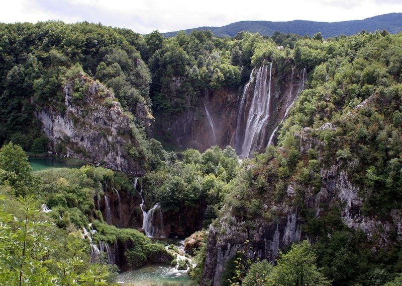 Unatoč Plitvicama, većina ljudi u Lici nema koristi od turizma