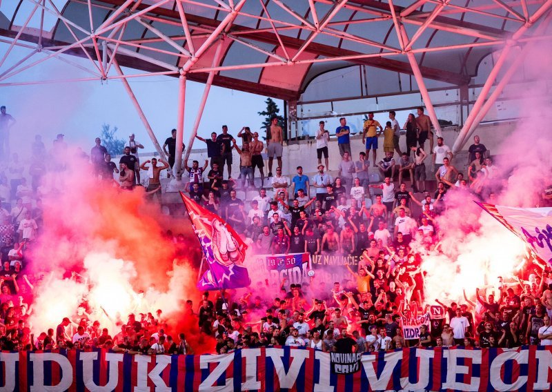 Ovo može samo Split! Dva dana prije derbija iz Hajduka službeno potvrdili: Poljud je rasprodan, 32 tisuće sretnika bit će na tribinama