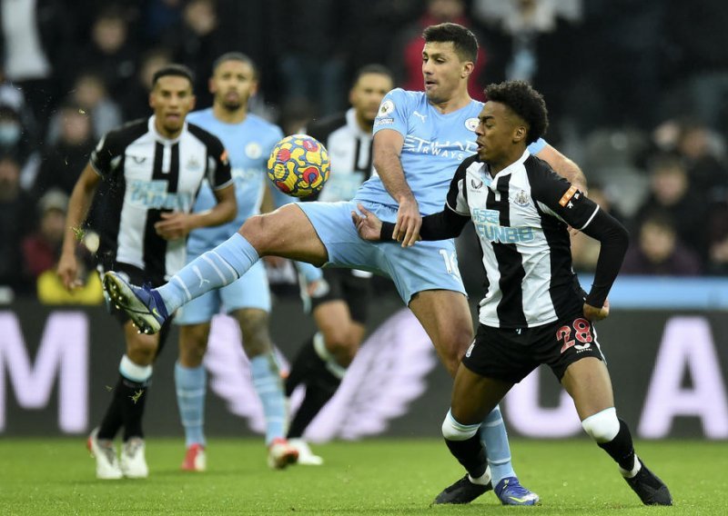 [FOTO] Razigrani Manchester City nije imao milosti za očajno loši Newcastle; Mateo Kovačić se vratio nakon gotovo dva mjeseca pauze...