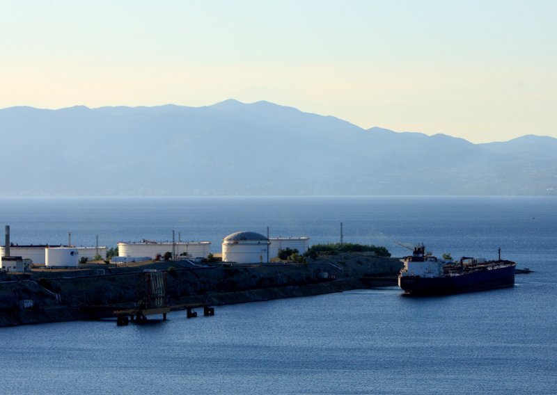 Hrvatska iz Bruxellesa dobiva 102 milijuna eura za LNG terminal