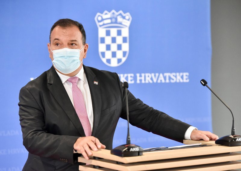 Beroš: U Hrvatskoj je trećom dozom cijepljeno skoro 450.000 građana
