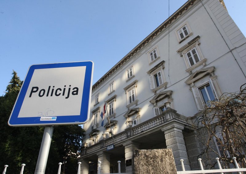 U splitskoj policiji umro uhićeni muškarac