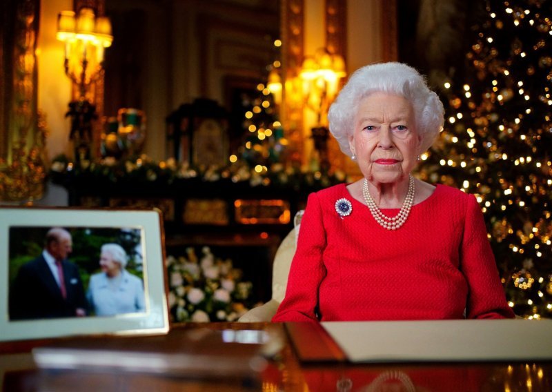 Kraljica Elizabeta u božićnoj poruci iskreno progovorila o gubitku supruga