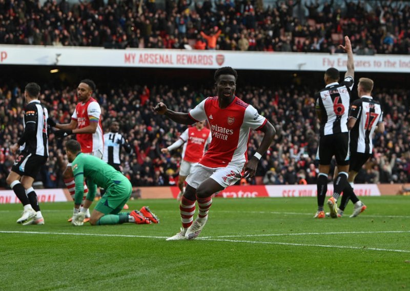 Arsenal na svom 'čudu od djeteta' želi zaraditi, ali i s njim napasti trofeje. Pokazuje to i najnoviji potez londonskog kluba