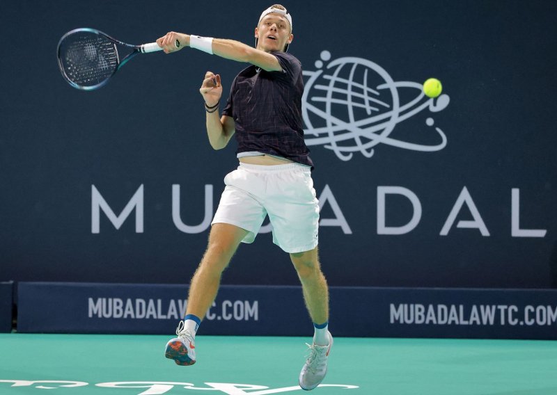 Već četvrti slučaj zaraze povezan s ekshibicijom u Abu Dhabiju, a ATP kup i Australian Open su sve bliže