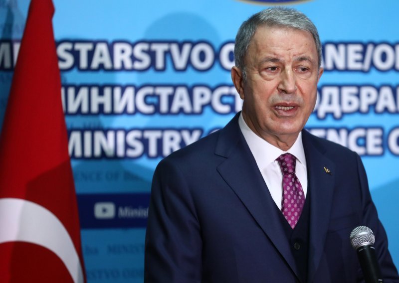 Turski ministar obrane traži da se u BiH očuva mir i nastavi dijalog