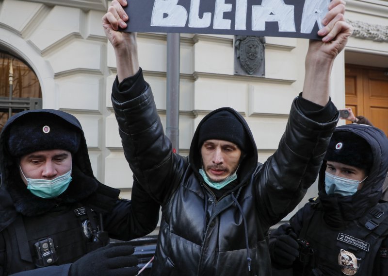 Rusija naredila zatvaranje udruge za ljudska prava Memorial