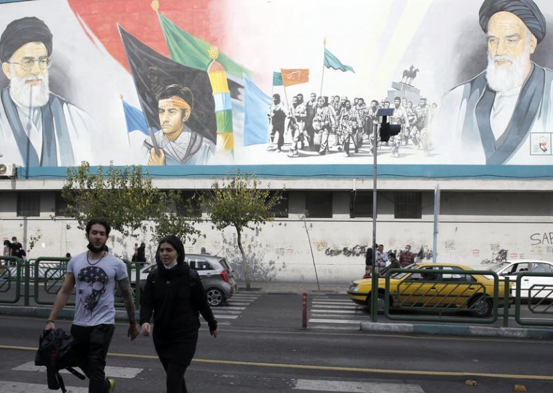 Iran i Rusija zadovoljni napretkom nuklearnih pregovora u Beču