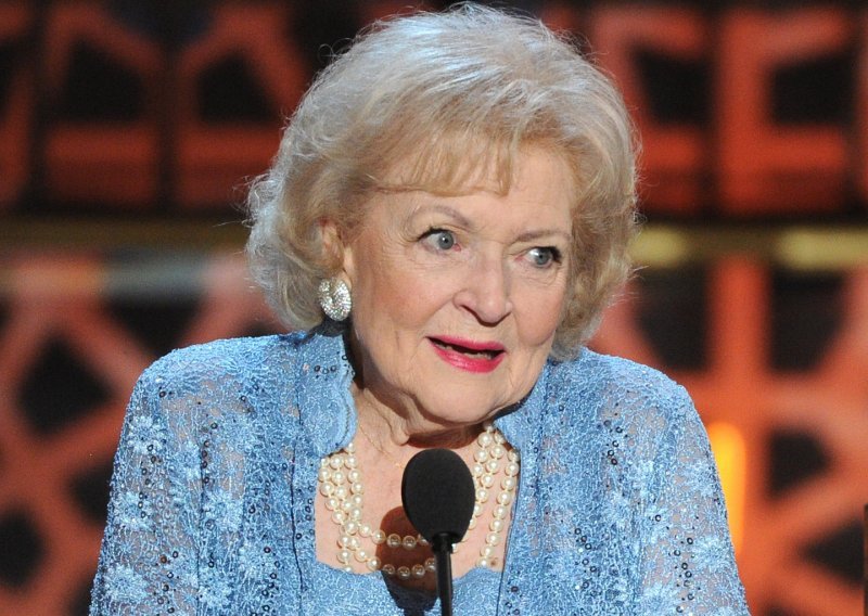 Dirljive poruke: Hollywood se oprašta s omiljenom Betty White koja je preminula nepuna tri tjedna prije svog 100. rođendana