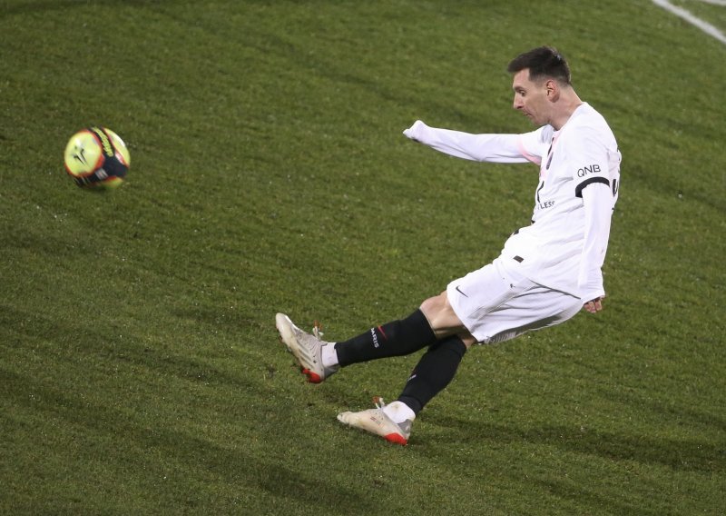 U svlačionicu PSG-a ušao koronavirus; na crnoj listi našao se i osvajač Zlatne lopte Lionel Messi