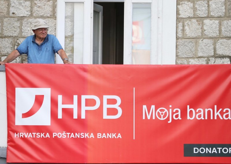 Hrvatska poštanska banka ukinula covid-potvrde za ulazak u banku