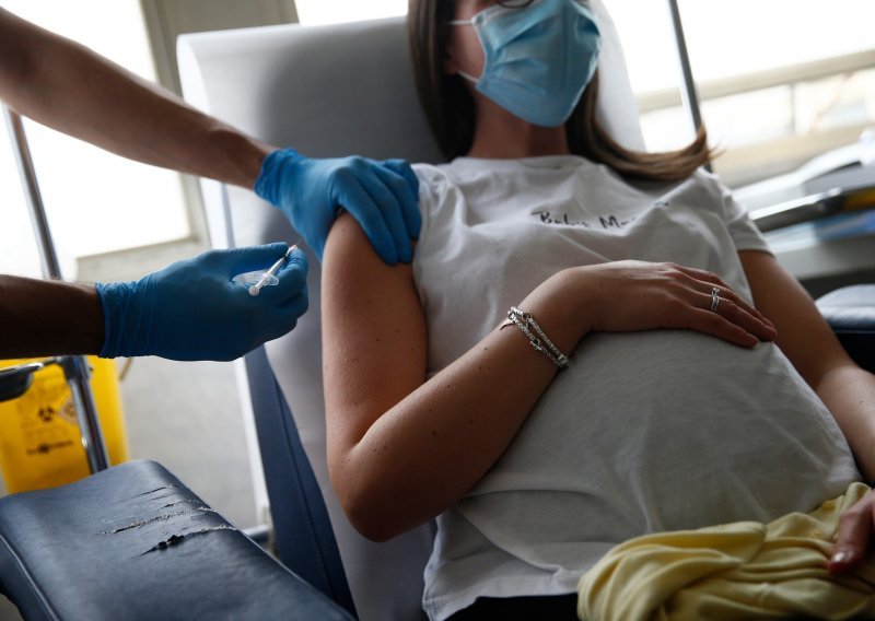 CDC: Cijepljenje u trudnoći nije povezano s komplikacijama pri porodu