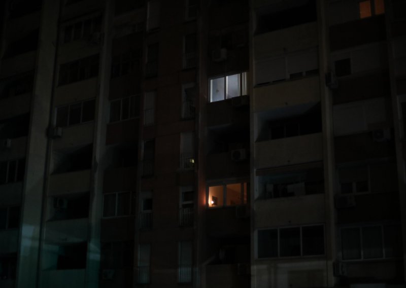U Đakovu i okolici 2337 kućanstava ostalo bez struje