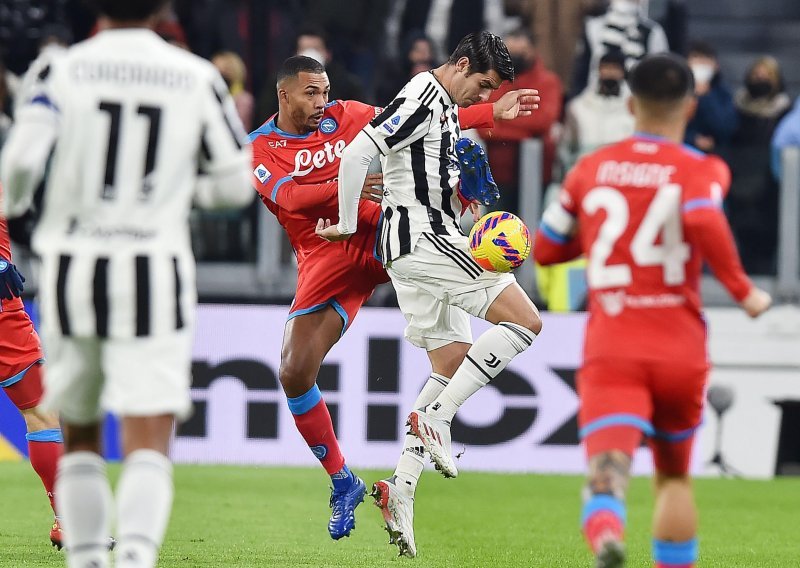 [FOTO] Juventus i Napoli, oslabljeni brojnim izostancima, remizirali u Torinu; gosti poveli, ali nisu izdržali