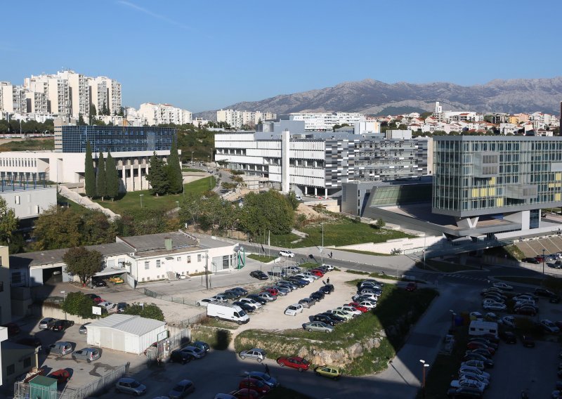 Splitski fakultet i četiri škole u Zadarskoj županiji prelaze na online nastavu