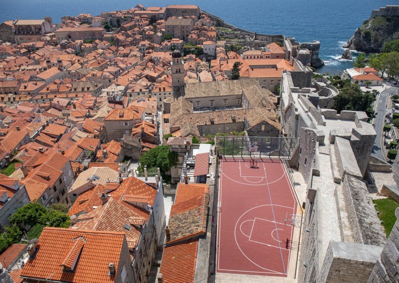 Dobar glas daleko se čuje: Dubrovačko košarkaško igralište najljepše je na svijetu!