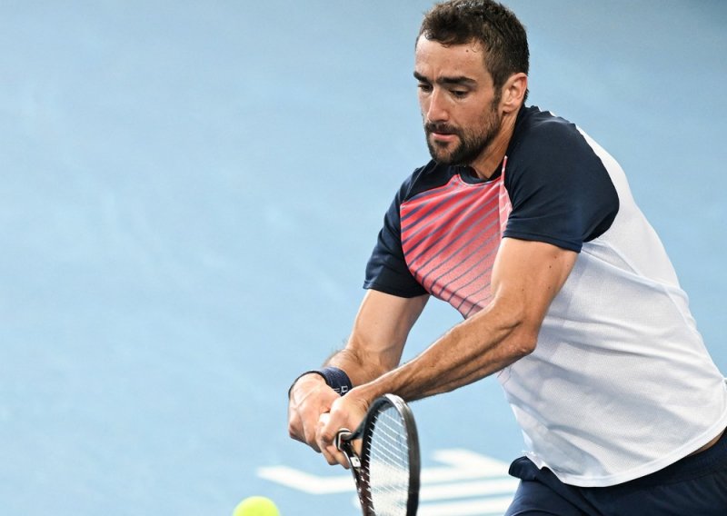Marin Čilić poražen u polufinalu turnira u Adelaideu; iznenadio ga je 145. tenisač svijeta