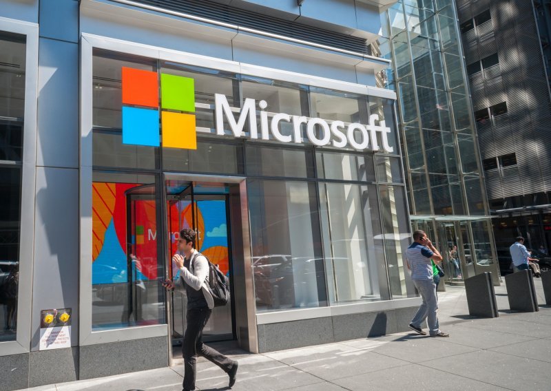 Pala prodaja računala pa pali i prihodi Microsofta