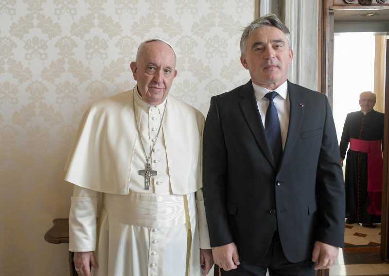 Komšić u audijenciji kod Pape, Vatikan istaknuo ravnopravnost konstitutivnih naroda
