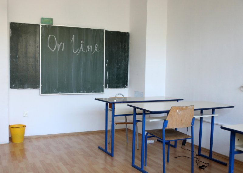 U Hrvatskoj pozitivno 7095 učenika, nastava online u 28 škola, evo gdje