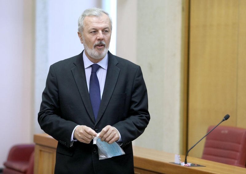 Sanader: Predsjednik Milanović radi politički udar na Vladu