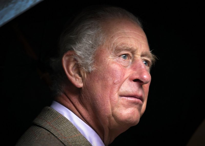 Princ Charles seli u Buckinghamsku palaču, a evo gdje će živjeti princ William i Kate Middleton s djecom