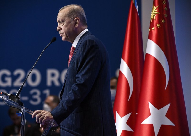 Putuje u Kijev: Erdogan želi biti posrednik u smirivanju tenzija s Rusijom
