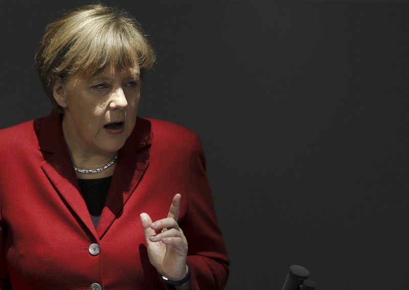 Merkel: Imat ćemo vremena za razgovor, a možda i za svađu
