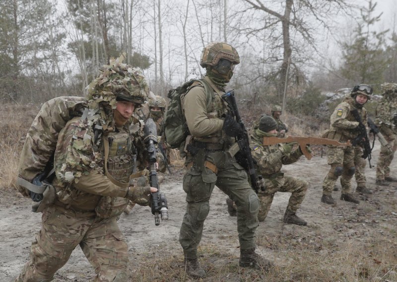 Moskva poziva Zapad da prestane naoružavati Ukrajinu