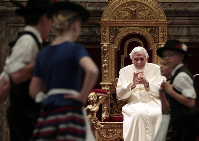 Njemačko izvješće o seksualnom zlostavljanju djece optužilo bivšeg papu Benedikta XVI.