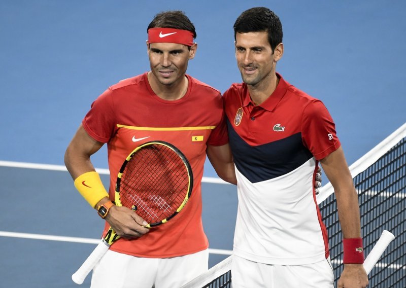 Novak Đoković opet se našao 'na tapeti', Rafa Nadal još je jednom prozvao Srbina i upozorio: Pa vidite koliko je ljudi umrlo...