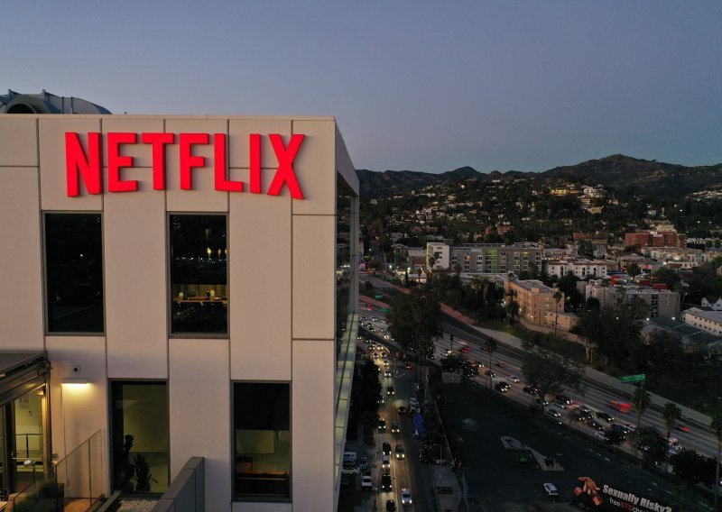 Netflixu snažno rasli prihodi, ali novih pretplatnika znatno je manje. Evo što kažu analitičari