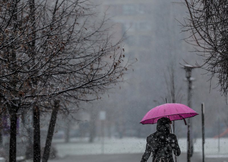 [VIDEO/FOTO] Kad će snijeg prestati padati? Provjerite što kaže prognoza