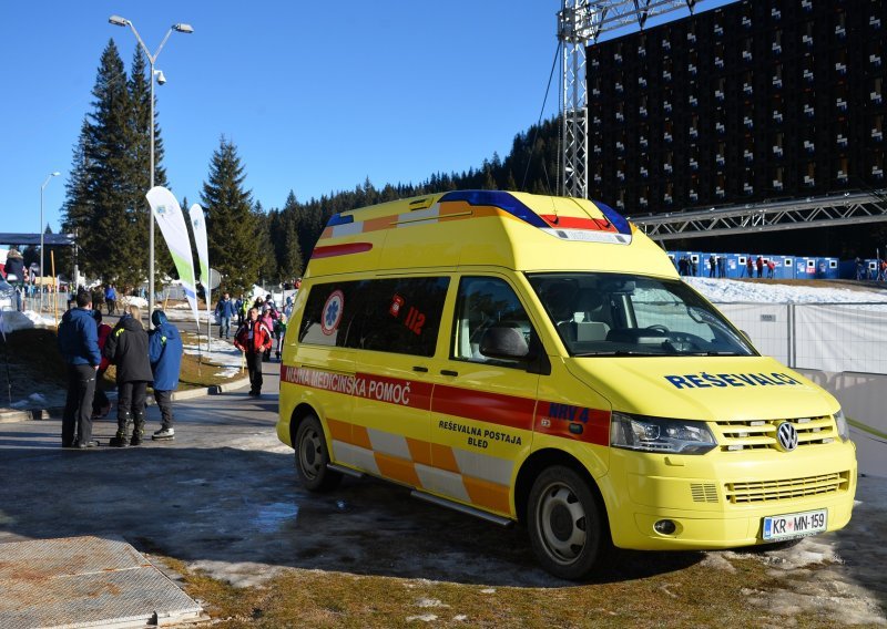 Stanje i dalje ozbiljno; u Sloveniji 11.680 novozaraženih i 25 preminulih