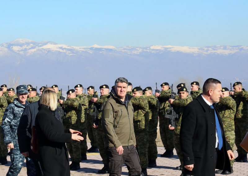 Zoran Milanović navodno viđen na skijanju u Italiji. Probali smo to provjeriti na Pantovčaku i dobili sulud odgovor