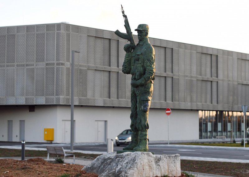 [VIDEO/FOTO] Četiri hrvatska grada dobit će nove veteranske centre zahvaljujući EU fondovima