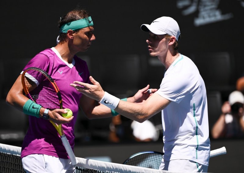Skandal na Australian Openu; Kanađanin Šapovalov zbog Nadalovih trikova urlao i napao suca te ga jako uvrijedio; je li pretjerao?