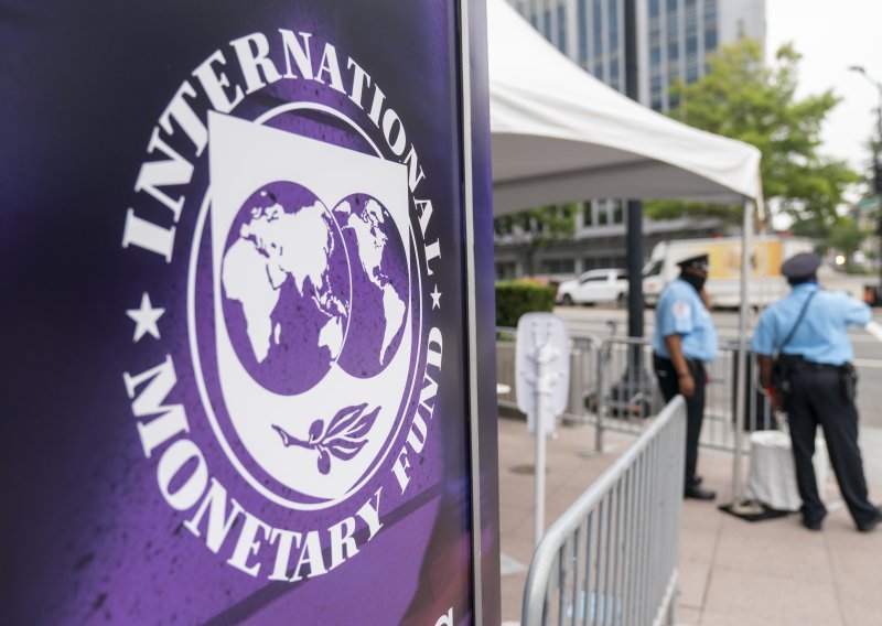 Rat u Ukrajini teško će pogoditi svjetsko gospodarstvo, jedna država već zatražila pomoć MMF-a
