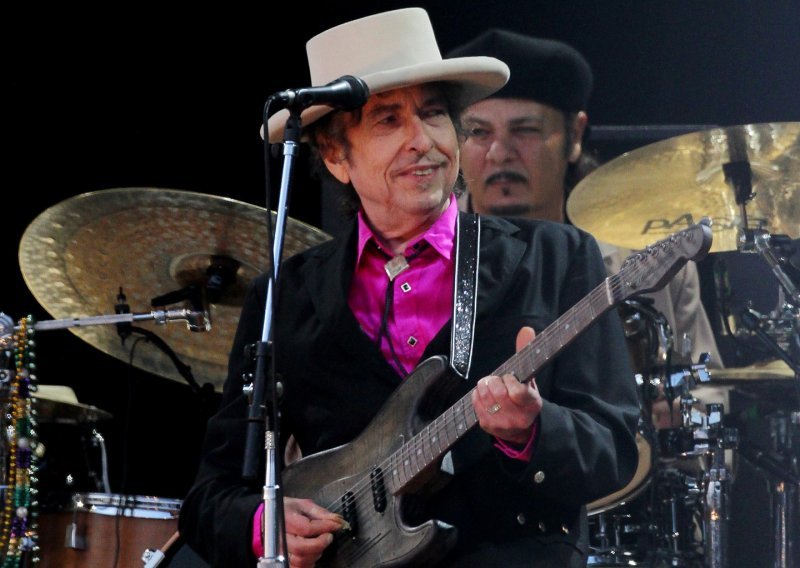 Bob Dylan prodao prava na svoju glazbu, a od cijene zavrtjet će vam se u glavi