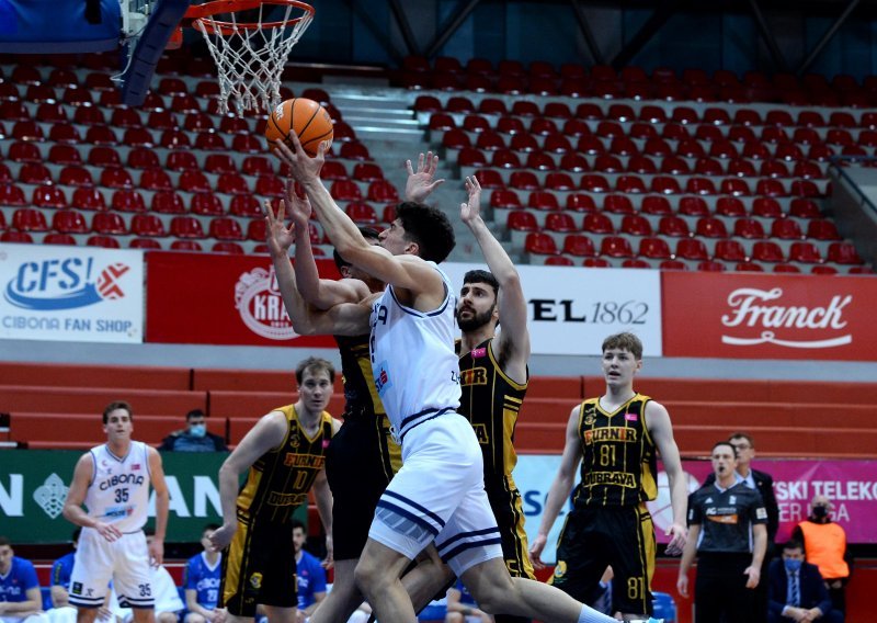 Cibona s novim trenerom izborila završni turnir Kupa Krešimira Ćosića i to pobjedom od čak 66 koševa razlike