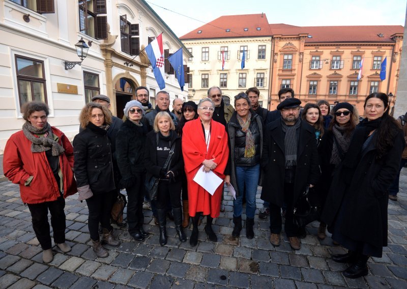 Kulturnjaci 2016: Bandić je prodao trg svog Maršala za većinu u Skupštini