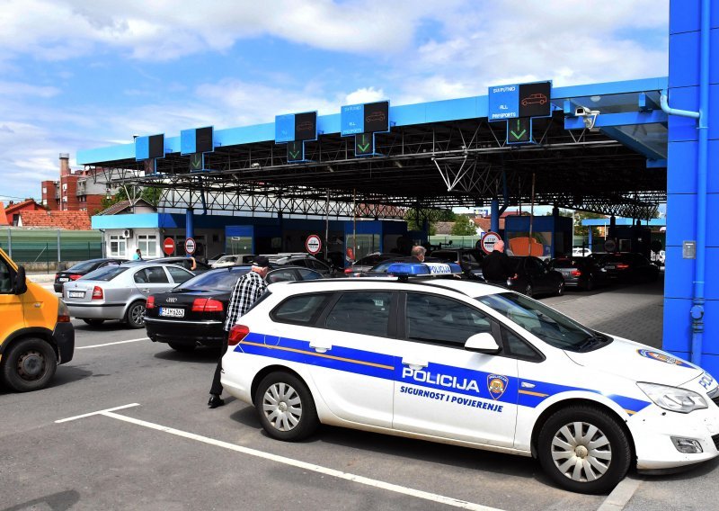 Na graničnom prijelazu Ilok zaplijenjeno 10 tona duhanske melase za nargile