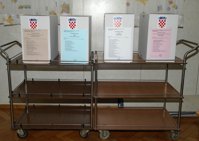 20,000 dead people removed from BH voter registers ahead of Croatian vote