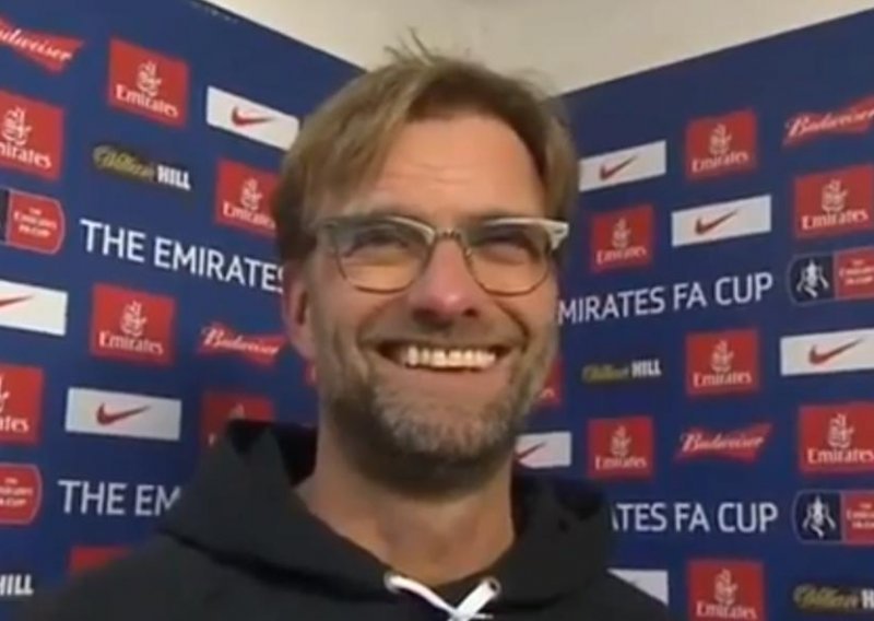 Klopp u dilemi: Morat ću nazvati Slavena Bilića...